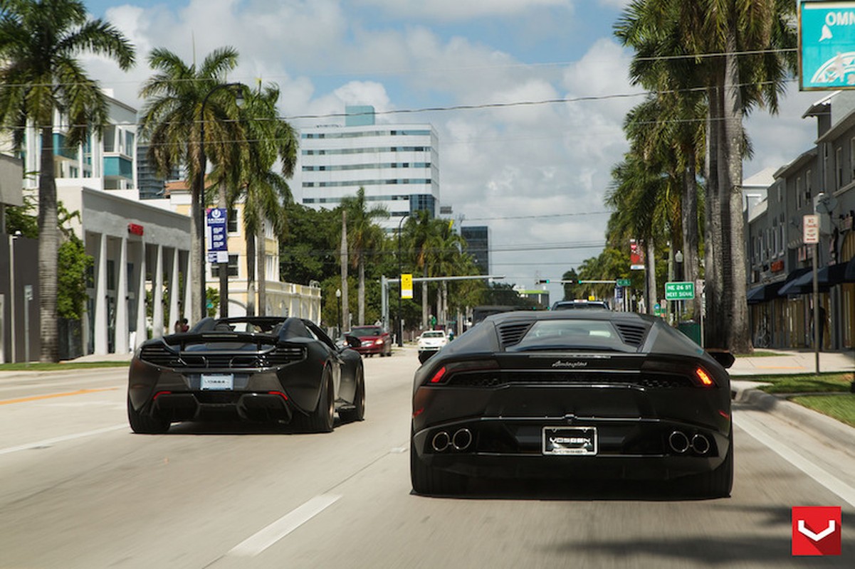 McLaren 650 Spyder &amp; Lamborghini Huracan khong hen ma gap-Hinh-3